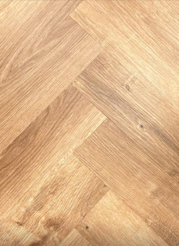 Alva Parquet - Herringbone - LVT Flooring - French Oak - Suitable for Underfloor Heating