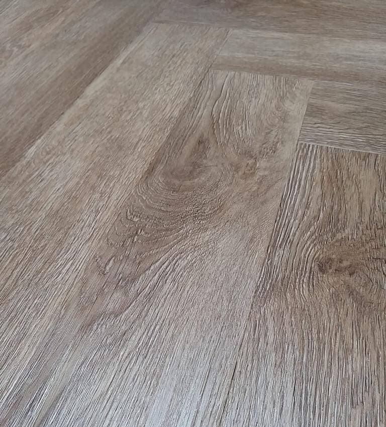 Endurance Pro - Herringbone - LVT Flooring - Dark Oak - Suitable for Underfloor Heating - Image 3